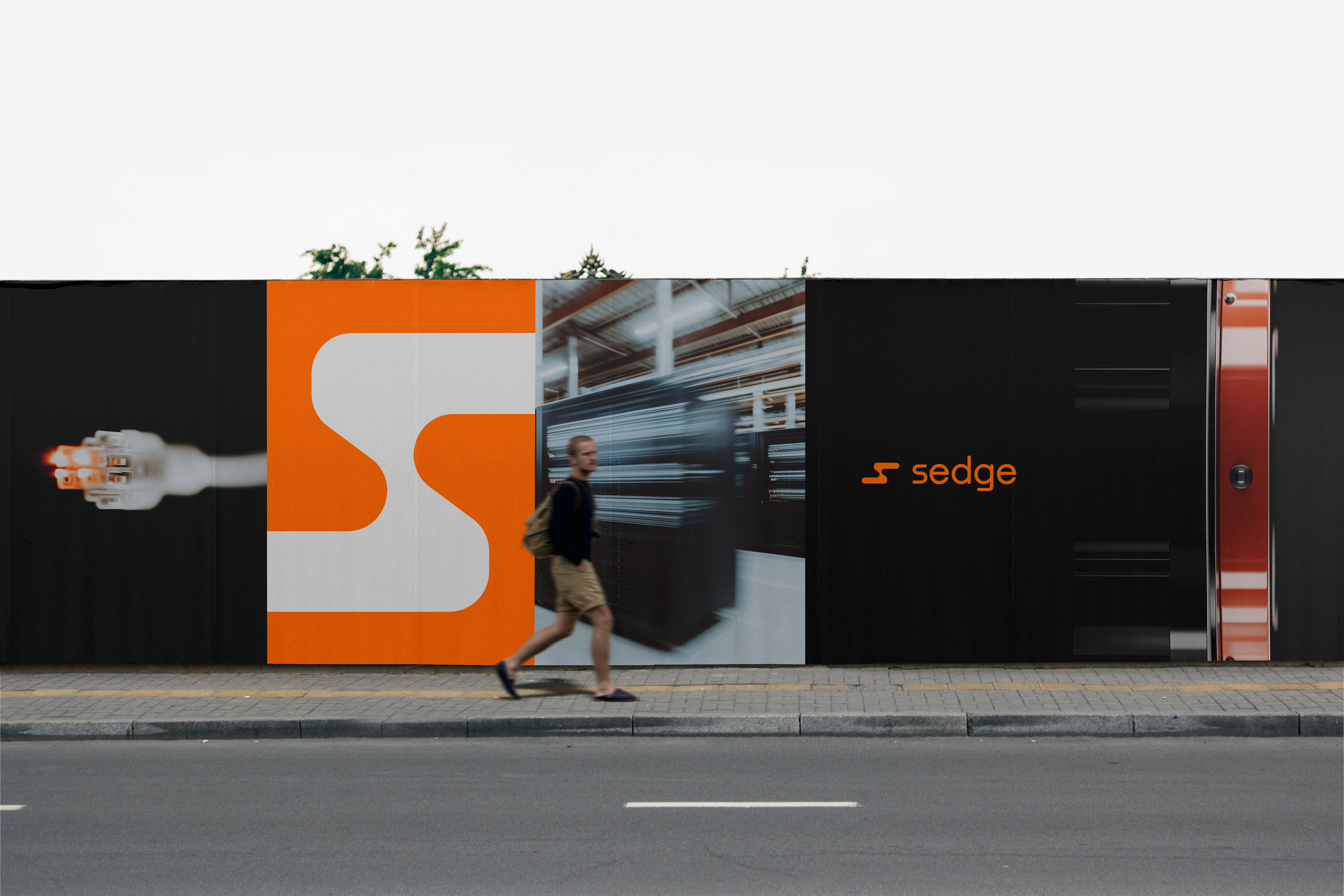 Affischmockup i Sedges visuella identitet